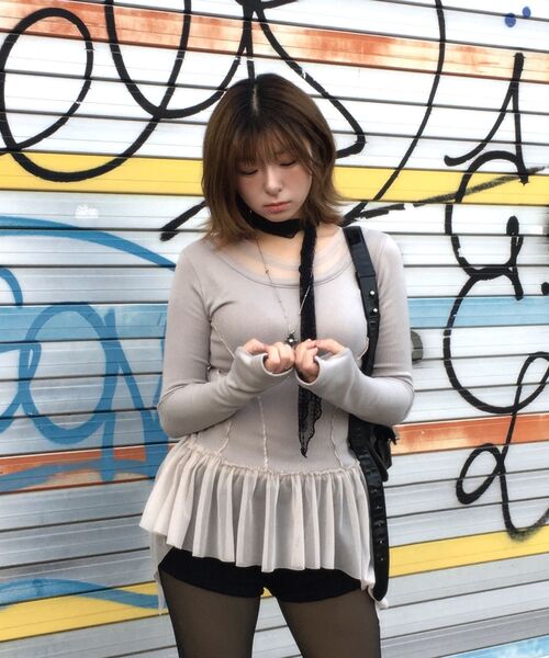 FLAREUP（フレアアップ）の「Layered Lace Frill Long Sleeve (FL-137_Gray)（Tシャツ/カットソー・レディース・グレー/ブラック/クリーム・OS）」の10枚目の写真