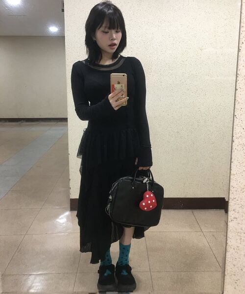 FLAREUP（フレアアップ）の「Layered Lace Frill Long Sleeve (FL-137_Gray)（Tシャツ/カットソー・レディース・グレー/ブラック/クリーム・OS）」の7枚目の写真