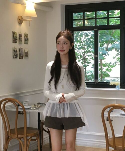 FLAREUP（フレアアップ）の「Layered Lace Frill Long Sleeve (FL-137_Gray)（Tシャツ/カットソー・レディース・グレー/ブラック/クリーム・OS）」の9枚目の写真
