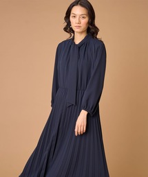 INED（イネド）の「ジョーゼット ボウタイ付きプリーツワンピース（ワンピース）」