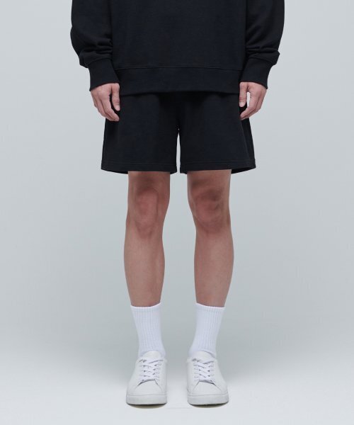 MUSINSA STANDARD（ムシンサスタンダード）の「ボクサーフィットスウェットショーツ[ブラック]（その他パンツ・メンズ・その他・SMALL/MEDIUM/LARGE/X-LARGE/XX-LARGE/XXX-LARGE）」の2枚目の写真