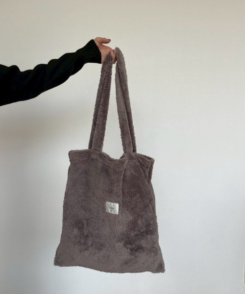 AMAIL(アマイル)の「Fuzzy Tote Bag(ショルダーバッグ・レディース・ライトブルー/グレー・FREE)」の11枚目の写真