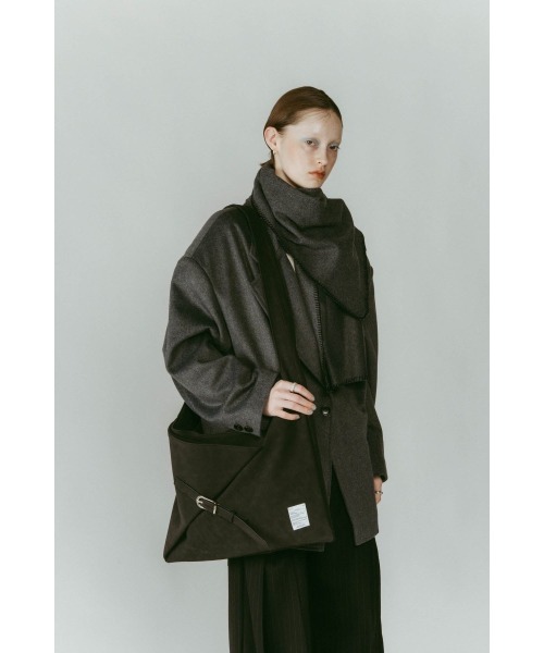 Knuth Marf（クヌースマーフ）の「origami bag（ショルダーバッグ・レディース・ブラウン/ブラック・ONE SIZE）」の3枚目の写真