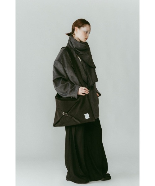 Knuth Marf（クヌースマーフ）の「origami bag（ショルダーバッグ・レディース・ブラウン/ブラック・ONE SIZE）」の6枚目の写真