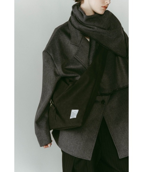 Knuth Marf（クヌースマーフ）の「origami bag（ショルダーバッグ・レディース・ブラウン/ブラック・ONE SIZE）」の7枚目の写真