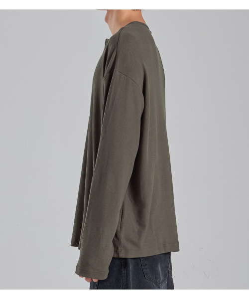 BUTTON SEOUL（ボタンソウル）の「エココジー ヘンリーネック ニットTシャツ (カーキブラウン)（Tシャツ/カットソー・メンズ・その他・MEDIUM/LARGE/X-LARGE）」の4枚目の写真