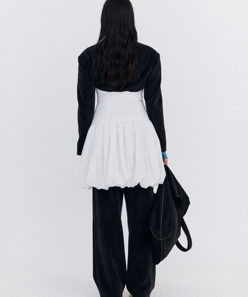 WNDERKAMMER(ブンダーカンマー)の「コーデュロイワイドパンツ_チャコール(その他パンツ・レディース・その他・X-SMALL/SMALL/MEDIUM)」の15枚目の写真