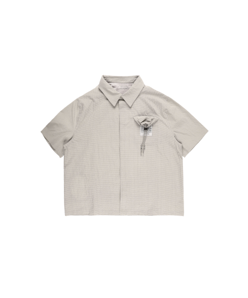THEWARLD（ザワールド）の「PACKABLE SEERSUCKER HALF SHIRTS IVORY（シャツ/ブラウス・レディース・その他・1/2/4/3）」の2枚目の写真