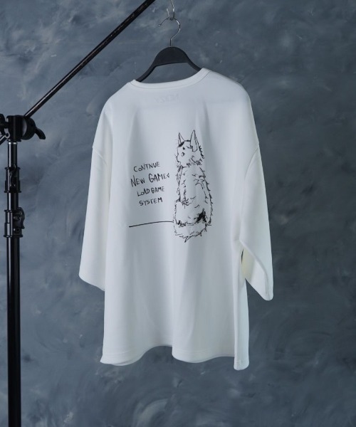 NOIZY（ノイジー）の「NOIZY Graphic Tee / GAME MENU / CONTINUE / ワンポイント / LOADING / BOX LOGO / 猫 ワンポイント バックプリント 半袖  プリント Tシャツ（Tシャツ/カットソー・メンズ・ベージュ/ホワイト系その他3/ホワイト系その他/ホワイト/グレー系その他4/グレー系その他3/グレー系その他2/ブラック系その他2/グレー系その他/サックスブルー/ブラック/ブラック系その他4/ホワイト系その他4/ブラック系その他3/ホワイト系その他2/ブラック系その他・LARGE/MEDIUM）」の2枚目の写真