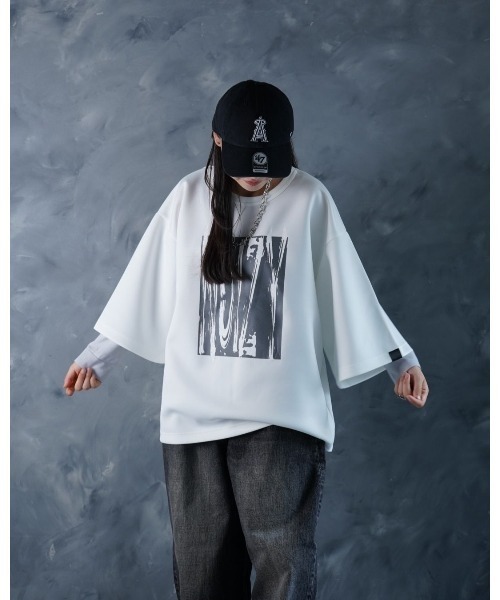 NOIZY（ノイジー）の「NOIZY Graphic Tee / GAME MENU / CONTINUE / ワンポイント / LOADING / BOX LOGO / 猫 ワンポイント バックプリント 半袖  プリント Tシャツ（Tシャツ/カットソー・メンズ・ベージュ/ホワイト系その他3/ホワイト系その他/ホワイト/グレー系その他4/グレー系その他3/グレー系その他2/ブラック系その他2/グレー系その他/サックスブルー/ブラック/ブラック系その他4/ホワイト系その他4/ブラック系その他3/ホワイト系その他2/ブラック系その他・LARGE/MEDIUM）」の6枚目の写真