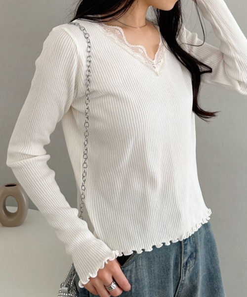 CLEA（クレア）の「Vネックレースリブメロウトップス（Tシャツ/カットソー・レディース・ブラック/グレー/ホワイト・FREE）」の4枚目の写真