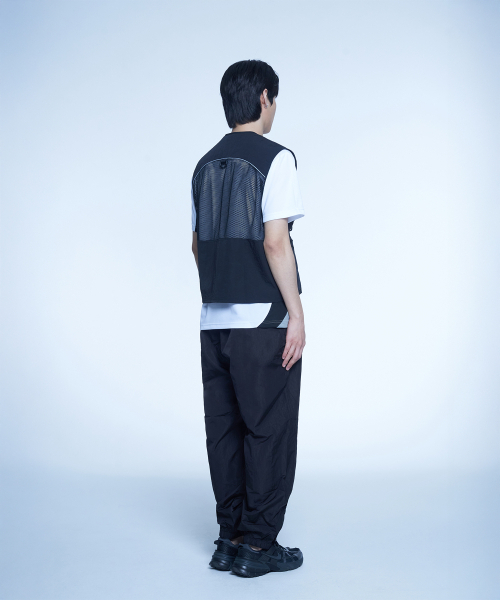HYUNFIT（ヒョンフィット）の「NYLON UTILITY VEST（ベスト・メンズ・その他・MEDIUM/LARGE/X-LARGE）」の6枚目の写真
