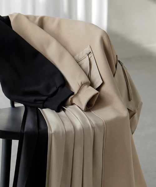 HUG.U(ハグユー)の「プリーツドッキングワンピース(ワンピース・レディース・ベージュ/ブラック・FREE)」の10枚目の写真