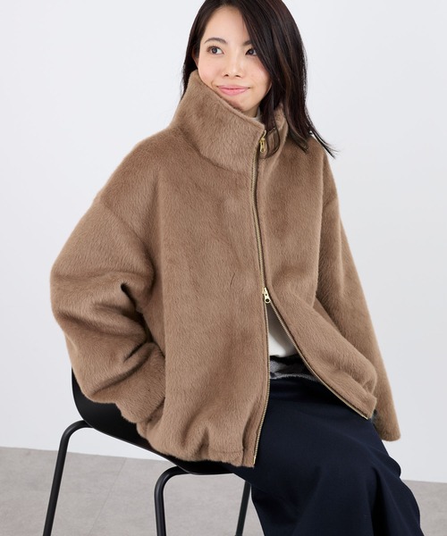 MICA&DEAL(マイカ&ディール)の「スタンドカラーファーブルゾン(ブルゾン・レディース・オフホワイト/ブラウン・FREE)」の3枚目の写真