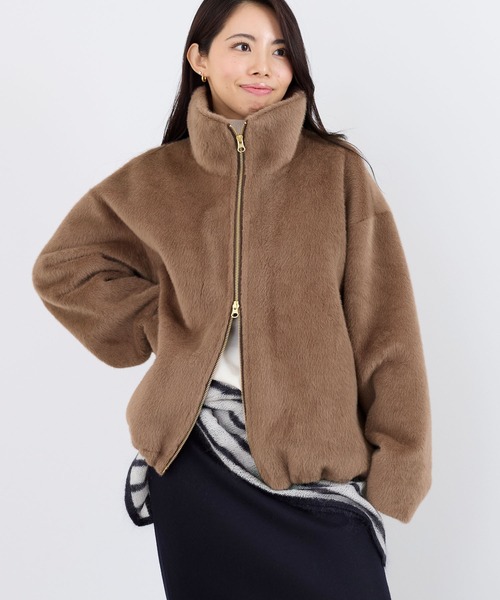 MICA&DEAL(マイカ&ディール)の「スタンドカラーファーブルゾン(ブルゾン・レディース・オフホワイト/ブラウン・FREE)」の5枚目の写真