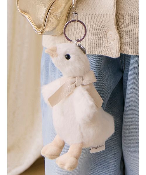 JAMIE KAY(ジェイミーケイ)の「Rosie the Duck チャーム(チャーム・レディース・オフホワイト・F)」の1枚目の写真