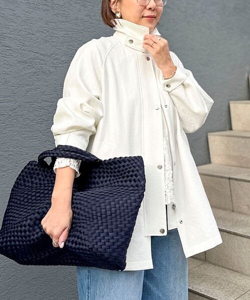 NOLLEY’S Sophi（ノーリーズソフィ）の「ウォッシャブルエアーツイルステンカラーハーフコート（ステンカラーコート・レディース・ベージュ/オフホワイト・38/36）」の2枚目の写真