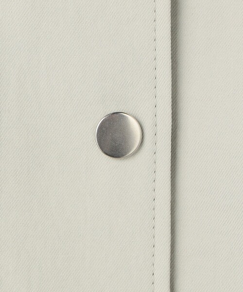 NOLLEY’S Sophi（ノーリーズソフィ）の「ウォッシャブルエアーツイルステンカラーハーフコート（ステンカラーコート・レディース・ベージュ/オフホワイト・38/36）」の21枚目の写真