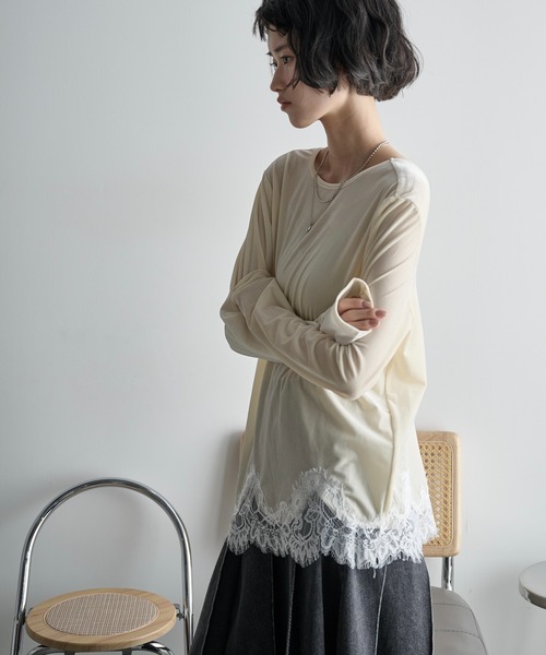 THE YOn(ザヨン)の「2WAYレースヘムベロアロンT(Tシャツ/カットソー・レディース・オフホワイト/イエロー/モカ・FREE)」の5枚目の写真