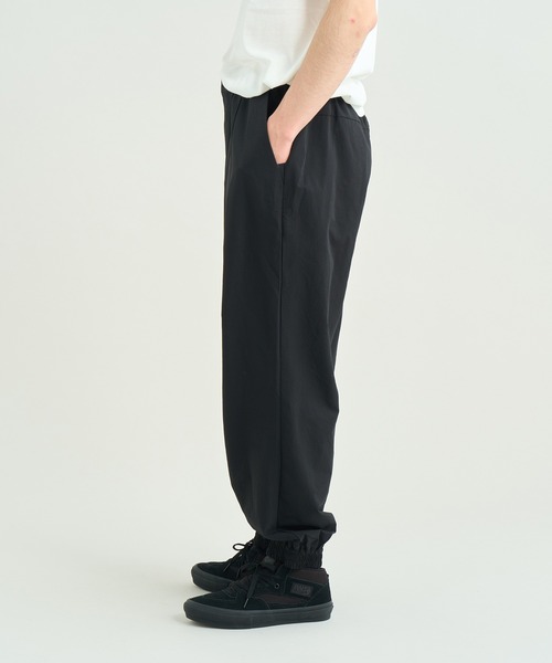 NANGA(ナンガ)の「DotAir COMFY JOGGER PT/ドットエア コンフィー ジョガーパンツ(その他パンツ・メンズ・ブラック系その他/グリーン/ネイビー・XL/L/M/S)」の17枚目の写真