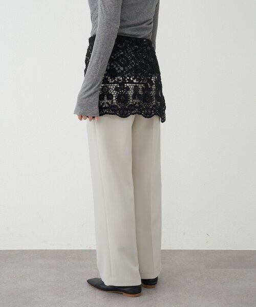 SHENERY（シーナリー）の「センタープレスパンツ（その他パンツ・レディース・アイボリー/ブラック・38/36）」の9枚目の写真