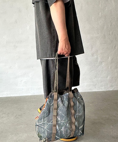 WEEKEND(ER)(ウィークエンダー)の「【WEEKEND(ER)/ウィークエンダー】WKD MESH TOTE/ウィークエンダーメッシュトート/ユニセックス/【WEB限定】(バックパック/リュック・メンズ・ブラウン/カーキ・フリー)」の1枚目の写真