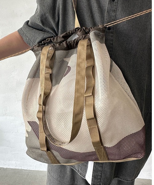 WEEKEND(ER)(ウィークエンダー)の「【WEEKEND(ER)/ウィークエンダー】WKD MESH TOTE/ウィークエンダーメッシュトート/ユニセックス/【WEB限定】(バックパック/リュック・メンズ・ブラウン/カーキ・フリー)」の8枚目の写真
