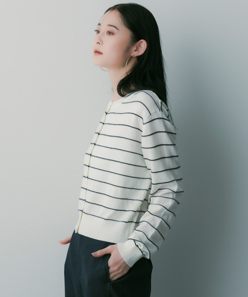 SERENO（セレーノ）の「ボーダーニットカーディガン（カーディガン/ボレロ・レディース・ダークブラウン/ネイビー/オフホワイト/ライトブルー・ONESIZE）」の5枚目の写真