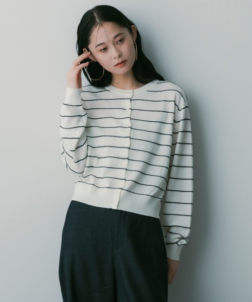 SERENO（セレーノ）の「ボーダーニットカーディガン（カーディガン/ボレロ・レディース・ダークブラウン/ネイビー/オフホワイト/ライトブルー・ONESIZE）」の8枚目の写真