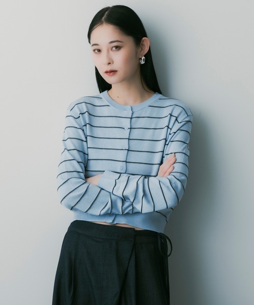 SERENO（セレーノ）の「ボーダーニットカーディガン（カーディガン/ボレロ・レディース・ダークブラウン/ネイビー/オフホワイト/ライトブルー・ONESIZE）」の14枚目の写真
