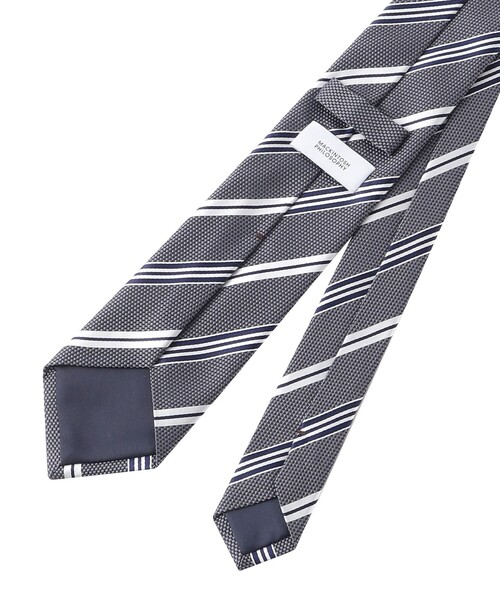 MACKINTOSH PHILOSOPHY（ﾏｯｷﾝﾄｯｼｭ ﾌｨﾛｿﾌｨｰ）の「バスケット×マルチストライプ レギュラータイ（ネクタイ・メンズ・ダークネイビー/チャコールグレー・FREE）」の8枚目の写真
