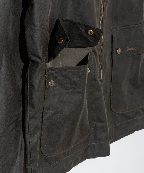 Barbour（バブアー）の「Barbour SHORT BEDALE バブアー ショート ビデール ワックスジャケット（マウンテンパーカー・メンズ・ネイビー/グリーン系1/オリーブ・42/40/38/36）」の17枚目の写真