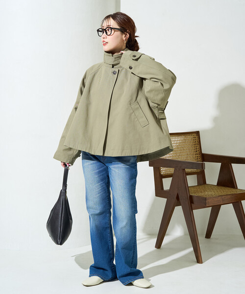 FREAK'S STORE（フリークスストア）の「限定展開　ショート フレア トレンチコート（トレンチコート・レディース・オリーブ/ブラック/ベージュ・ﾌﾘ-）」の18枚目の写真