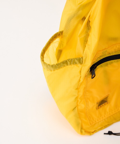 KELTY(ケルティ)の「LEE/モノ・マガジン掲載【KELTY】AIRY KINCHAKU DAYPACK エアリー巾着デイパック ナップザック(バックパック/リュック・レディース・ターコイズブルー/オリーブ/イエロー/ベージュ/ブラック・ONE SIZE)」の17枚目の写真