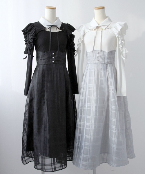 DearMyLoveRose（ディアマイラブローズ）の「デコルテオープンシアーチェックスカートドッキングワンピース【大きいサイズあり】（ワンピース・レディース・ブラック/ブルーグレー・L～LL/M-L/LL～3L）」の7枚目の写真