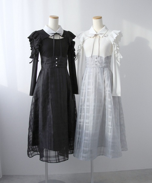 DearMyLoveRose（ディアマイラブローズ）の「デコルテオープンシアーチェックスカートドッキングワンピース【大きいサイズあり】（ワンピース・レディース・ブラック/ブルーグレー・L～LL/M-L/LL～3L）」の8枚目の写真