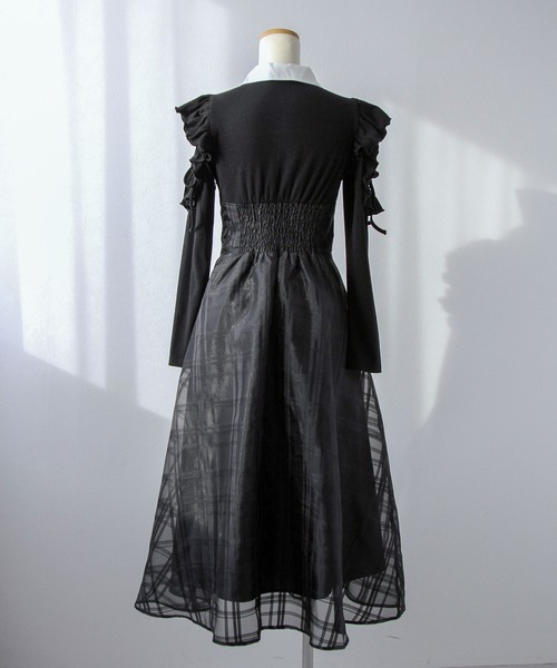 DearMyLoveRose（ディアマイラブローズ）の「デコルテオープンシアーチェックスカートドッキングワンピース【大きいサイズあり】（ワンピース・レディース・ブラック/ブルーグレー・L～LL/M-L/LL～3L）」の10枚目の写真