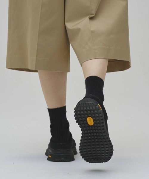 TODAYFUL（トゥデイフル）の「【TODAYFUL/トゥデイフル】Vibramsole Leather Sabot/ヴィブラムソールレザーサボ（スリッポン・レディース・ブラック・38/37/36）」の2枚目の写真