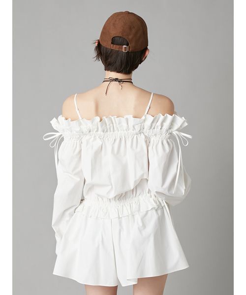 LILY BROWN（リリーブラウン）の「デコルテフリルミニロンパース（つなぎ/オールインワン・レディース・ホワイト/ベージュ/インディゴブルー・F）」の7枚目の写真