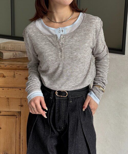 Thevon(ゼボン)の「シアーリブヘンリーネックプルオーバー(Tシャツ/カットソー・レディース・ブラック/カーキ/サックスブルー/オフホワイト/グレー/ピンク/レッド・FREE)」の3枚目の写真