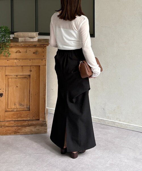 Thevon(ゼボン)の「シアーリブヘンリーネックプルオーバー(Tシャツ/カットソー・レディース・ブラック/カーキ/サックスブルー/オフホワイト/グレー/ピンク/レッド・FREE)」の13枚目の写真