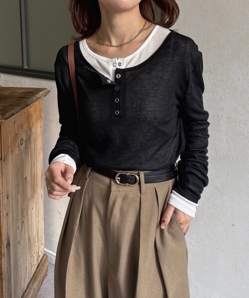 Thevon(ゼボン)の「シアーリブヘンリーネックプルオーバー(Tシャツ/カットソー・レディース・ブラック/カーキ/サックスブルー/オフホワイト/グレー/ピンク/レッド・FREE)」の17枚目の写真