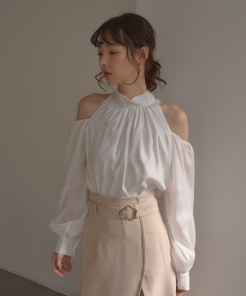 INGNI SOELA(イングソエラ)の「【INGNI SOELA】2Wayシアー肩開きブラウス/WEB限定(シャツ/ブラウス・レディース・ブラック/オフホワイト/ネイビー/ピンク・FREE)」の18枚目の写真