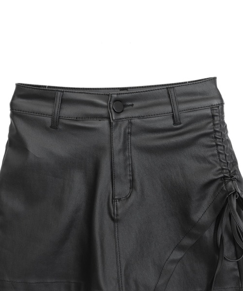 ANAP（アナップ）の「ストレッチ シンプル ギャザー レザーショーパン（その他パンツ・レディース・ブラック・M）」の10枚目の写真