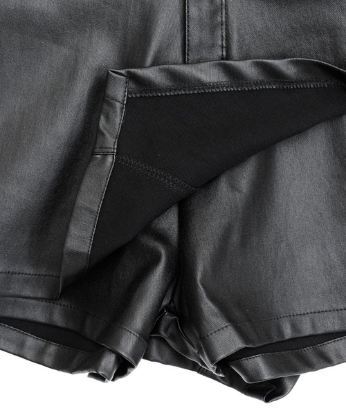 ANAP（アナップ）の「ストレッチ シンプル ギャザー レザーショーパン（その他パンツ・レディース・ブラック・M）」の12枚目の写真