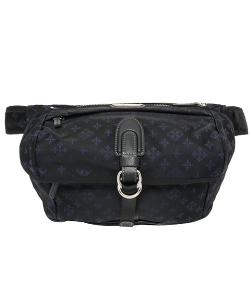 russet for traveller(ラシット フォー トラベラー)の「ボディバッグ(小)【Body Bag】(ボディバッグ/ウエストポーチ・レディース・ネイビー・FREE)」の1枚目の写真