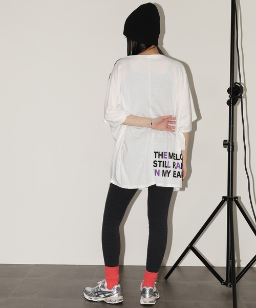 FUNALIVE(ファンアライブ)の「BIGロゴドルマンTチュニック 半端袖(Tシャツ/カットソー・レディース・カーキ/ホワイト/ブラック・L)」の19枚目の写真