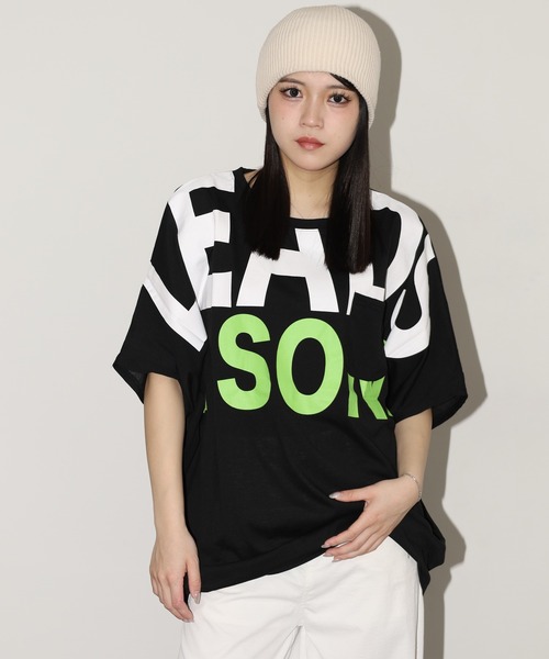 FUNALIVE(ファンアライブ)の「BIGロゴドルマンTチュニック 半端袖(Tシャツ/カットソー・レディース・カーキ/ホワイト/ブラック・L)」の21枚目の写真