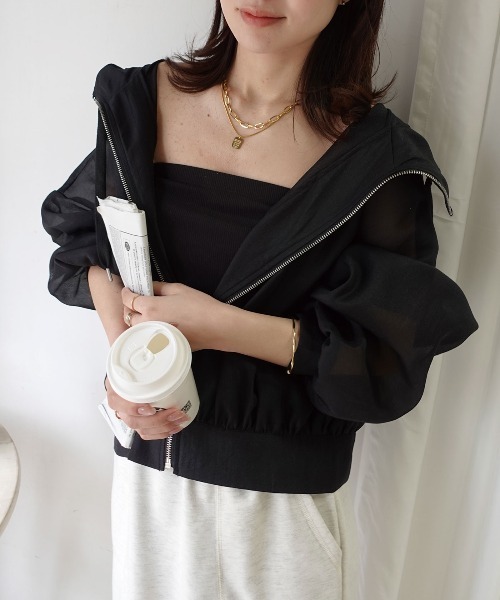 CORNERS（コーナーズ）の「シアーボリュームスリーブマウンテンパーカー（ブルゾン・レディース・グレイッシュベージュ/ブラック/アイボリー・M）」の6枚目の写真