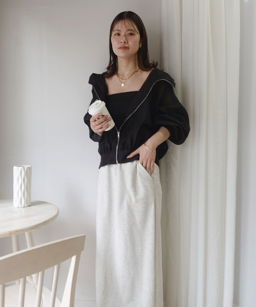 CORNERS（コーナーズ）の「シアーボリュームスリーブマウンテンパーカー（ブルゾン・レディース・グレイッシュベージュ/ブラック/アイボリー・M）」の9枚目の写真